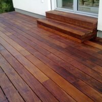 Holz Terrassen mit Holzstiege von DecoArt Parkett